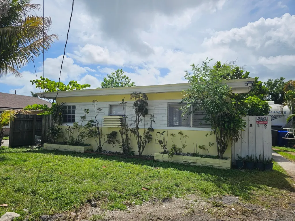 2512 Arthur Street Hollywood FL 33020