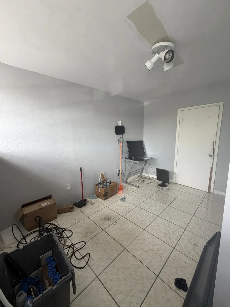 18533 SW 104th Avenue Cutler Bay FL 33157
