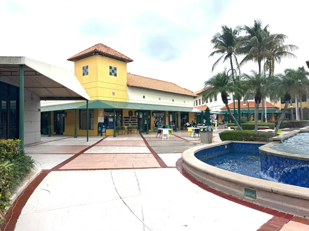 21085 NE 34th Avenue Aventura FL 33180