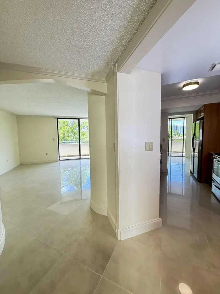 21085 NE 34th Avenue Aventura FL 33180