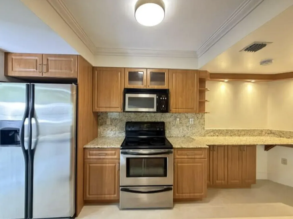 21085 NE 34th Avenue Aventura FL 33180