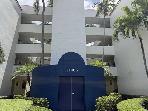 21085 NE 34th Avenue Aventura FL 33180