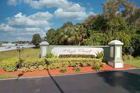 1217 S Lakes End Drive Fort Pierce FL 34982