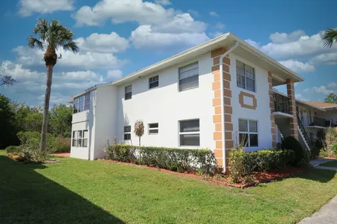1217 S Lakes End Drive Fort Pierce FL 34982