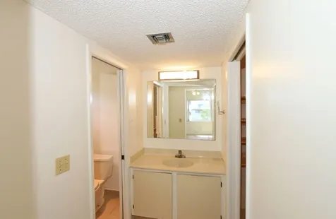 1217 S Lakes End Drive Fort Pierce FL 34982