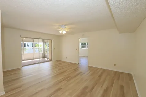 1217 S Lakes End Drive Fort Pierce FL 34982