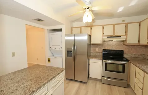 1217 S Lakes End Drive Fort Pierce FL 34982