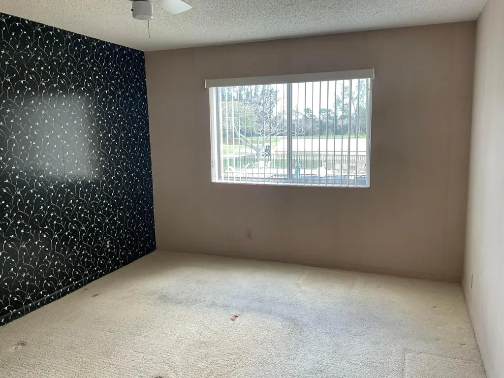 6768 N 10th Avenue N Lake Worth FL 33467