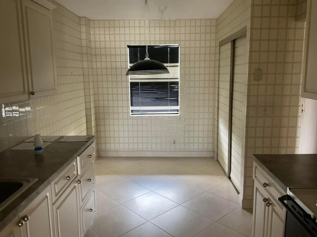 6768 N 10th Avenue N Lake Worth FL 33467