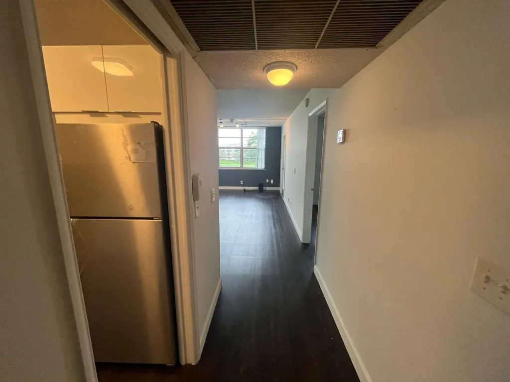 9441 Live Oak Place Davie FL 33324