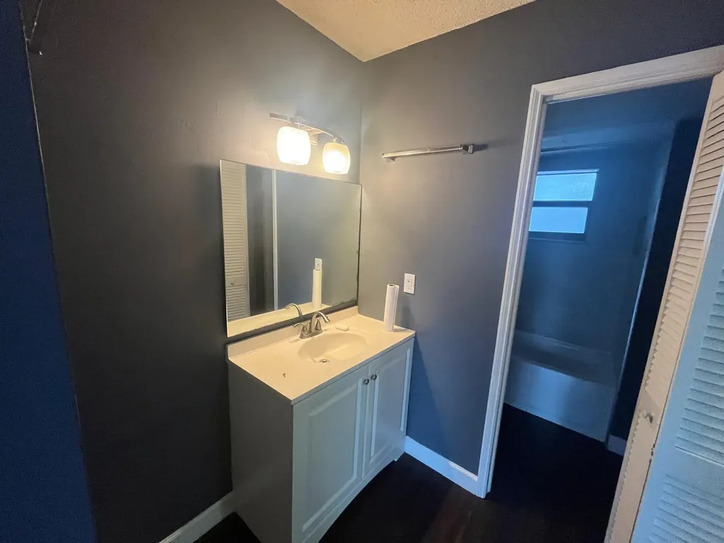9441 Live Oak Place Davie FL 33324