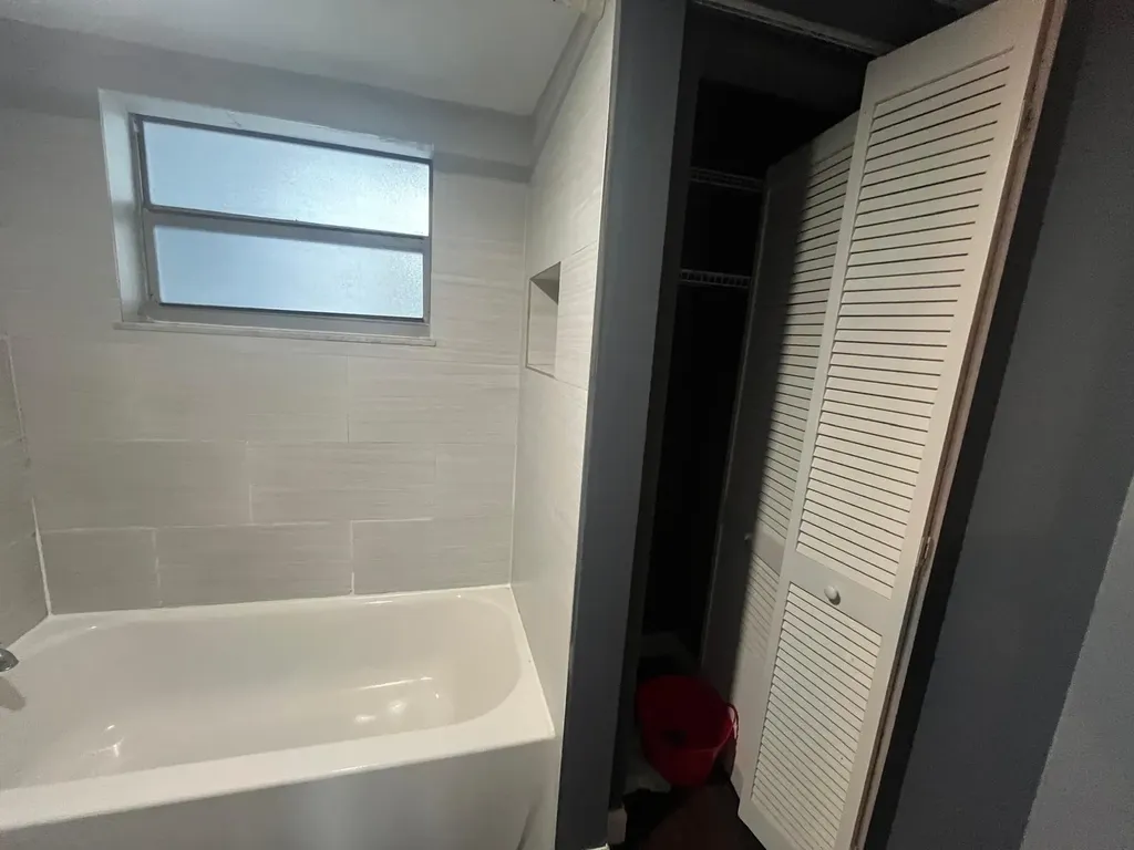 9441 Live Oak Place Davie FL 33324