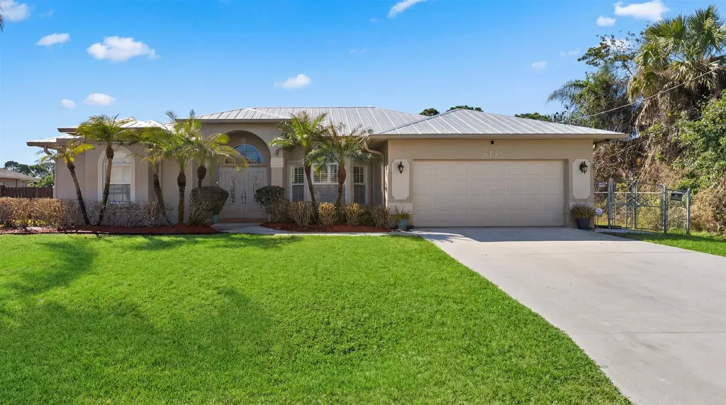 6148 NW Gaylord Terrace Port St Lucie FL 34986