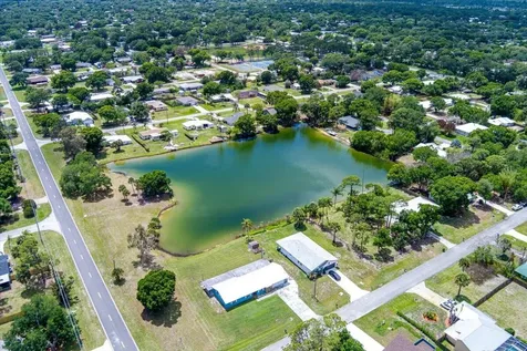 6901 Salerno Road Fort Pierce FL 34951