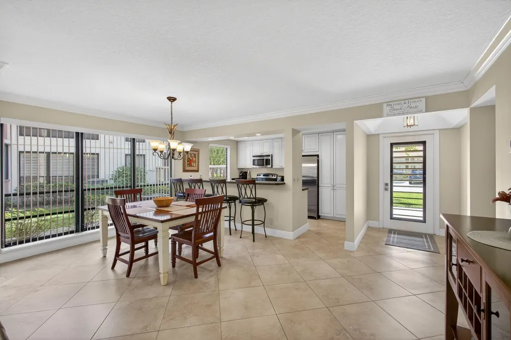 112 Brackenwood Road Palm Beach Gardens FL 33418