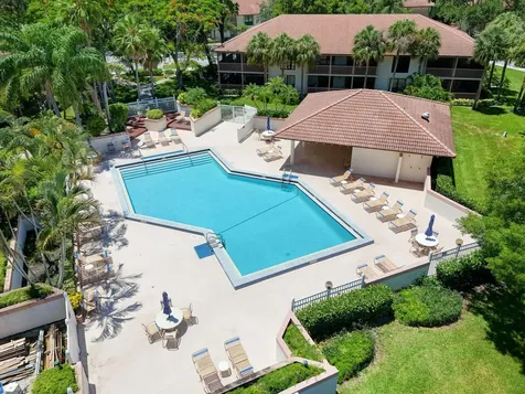 112 Brackenwood Road Palm Beach Gardens FL 33418