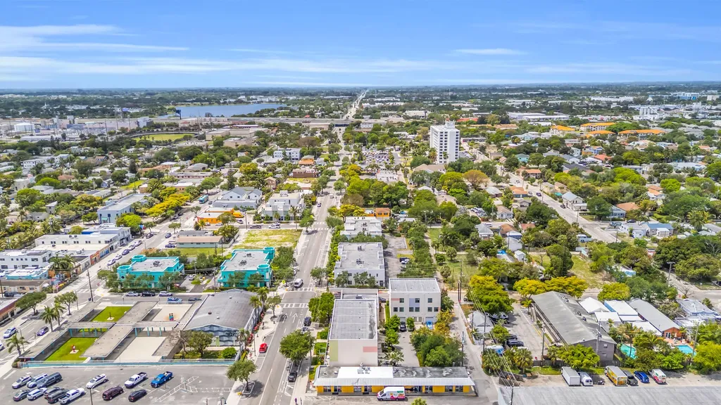 1110 Lucerne Avenue Lake Worth FL 33460