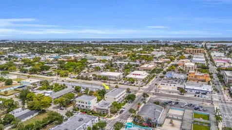 1110 Lucerne Avenue Lake Worth FL 33460