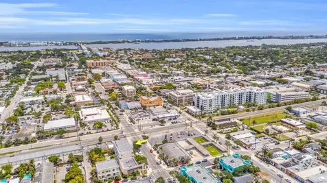 1110 Lucerne Avenue Lake Worth FL 33460