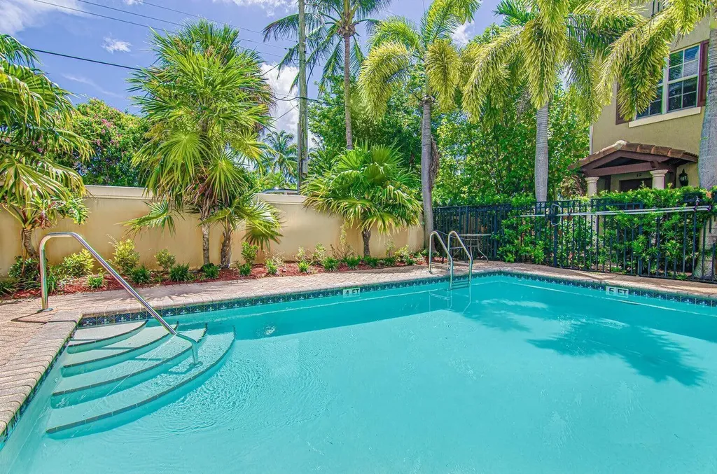 531 S Federal Highway Lake Worth Beach FL 33460