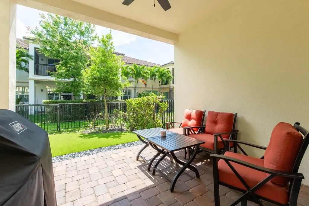 168 Crape Myrtle Lane Wellington FL 33414