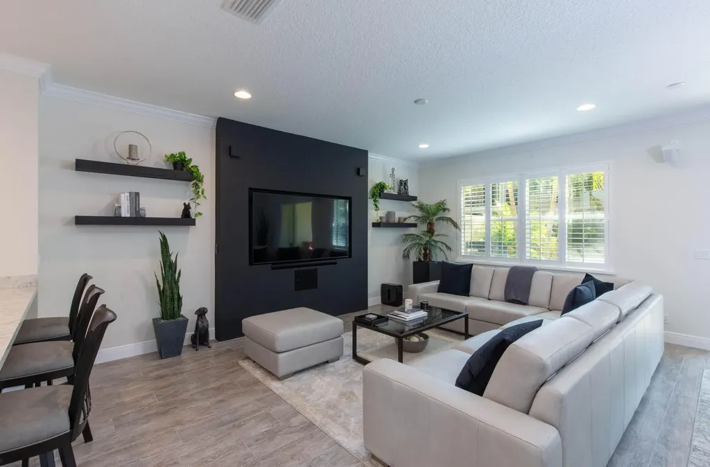 168 Crape Myrtle Lane Wellington FL 33414