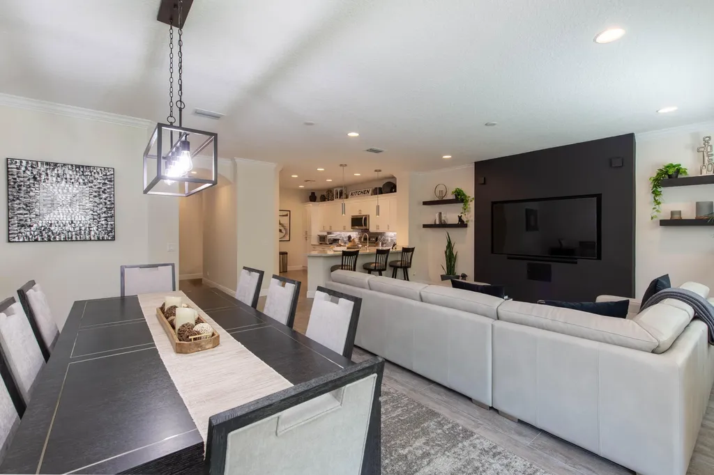 168 Crape Myrtle Lane Wellington FL 33414