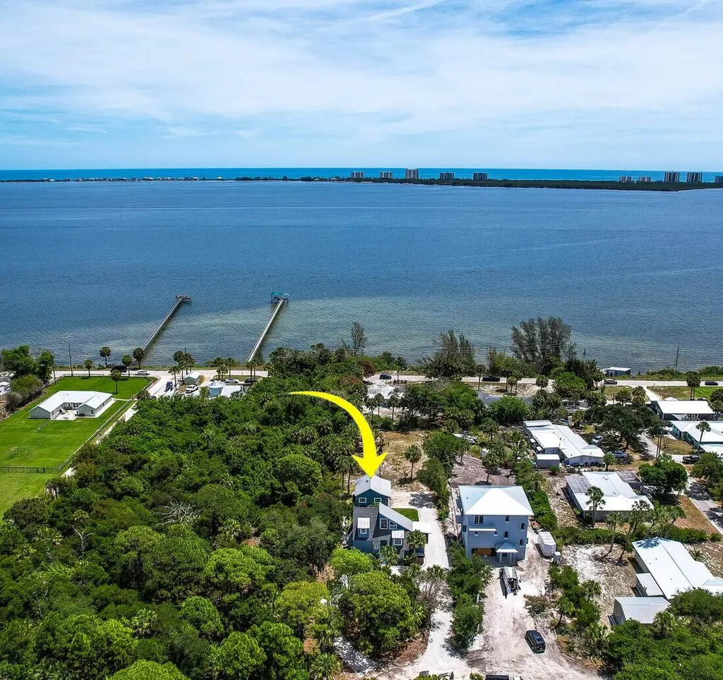 12000 Conklin Way Jensen Beach FL 34957