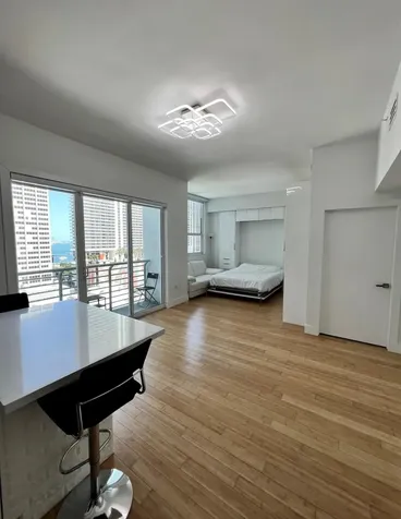 133 NE 2nd Avenue Miami FL 33132