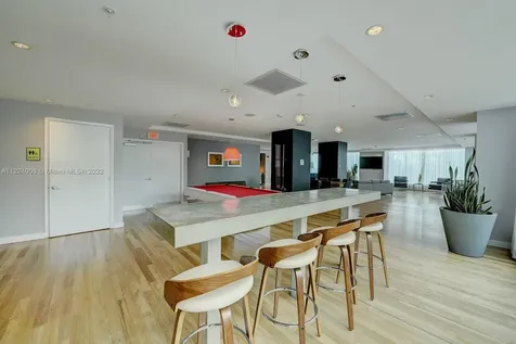 133 NE 2nd Avenue Miami FL 33132