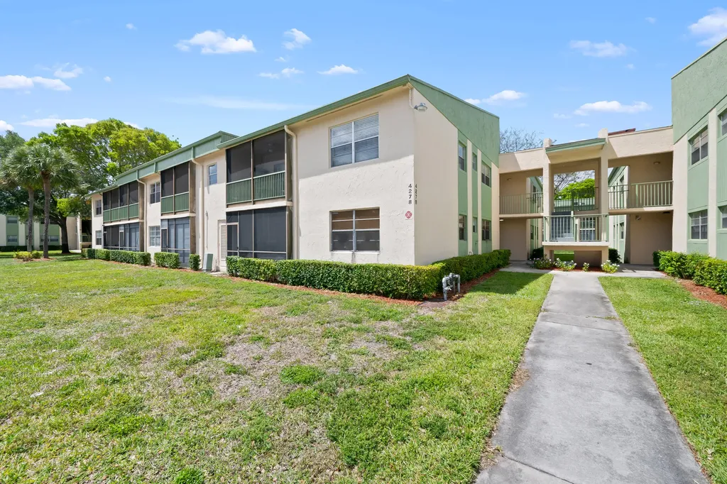 4278 NW 89th Avenue Coral Springs FL 33065
