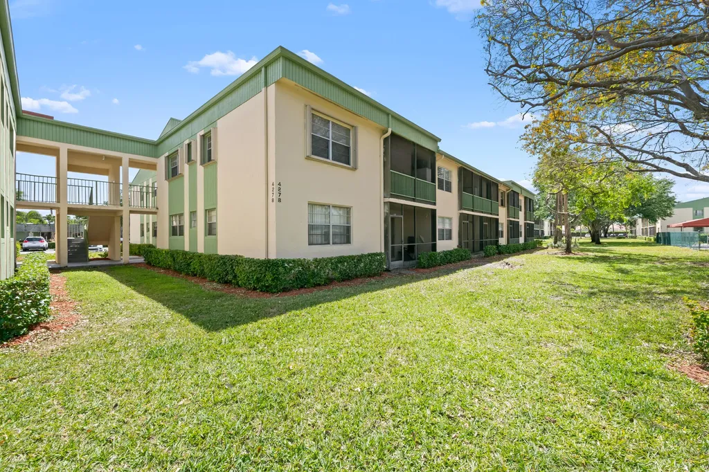 4278 NW 89th Avenue Coral Springs FL 33065