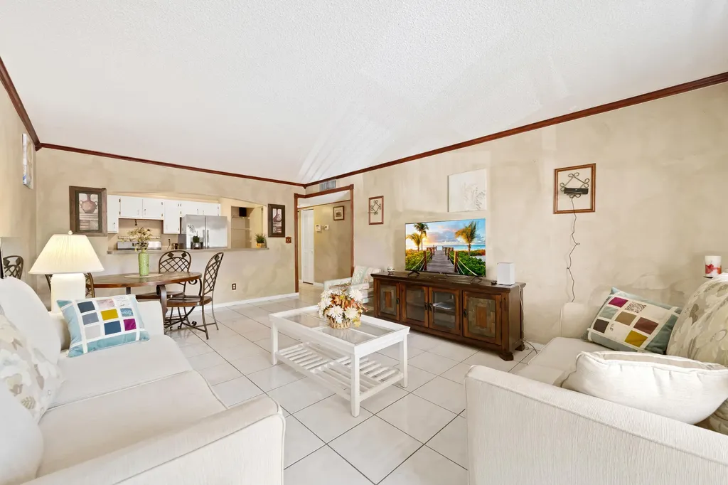 4278 NW 89th Avenue Coral Springs FL 33065