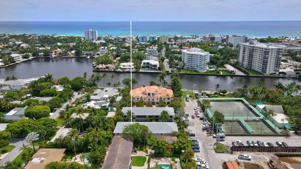 807 NE 1st Street Delray Beach FL 33483