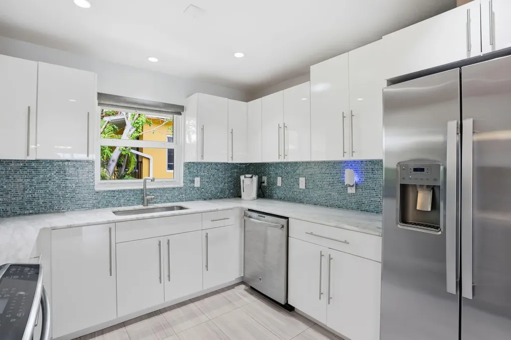 807 NE 1st Street Delray Beach FL 33483