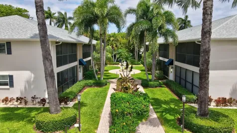 807 NE 1st Street Delray Beach FL 33483