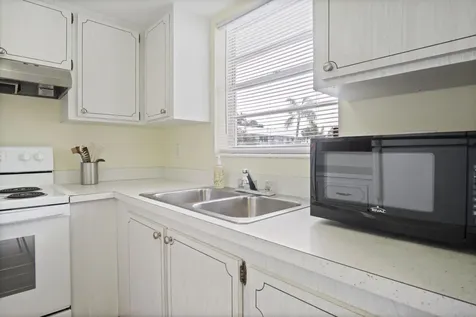 2929 SE Ocean Boulevard Stuart FL 34996