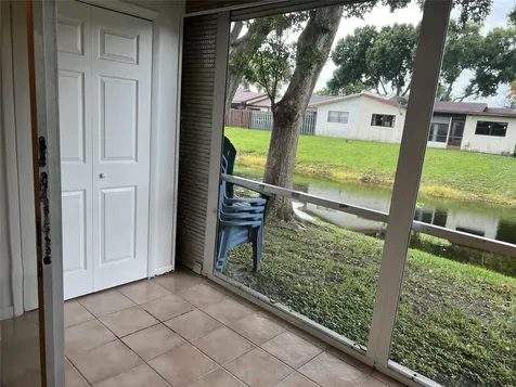 9374 SW 3rd Street Boca Raton FL 33428