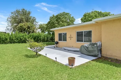 7207 NW 92nd Avenue Tamarac FL 33321