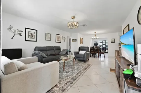 7207 NW 92nd Avenue Tamarac FL 33321