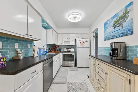 7207 NW 92nd Avenue Tamarac FL 33321