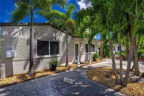 1220 NE 16th Terrace Fort Lauderdale FL 33304