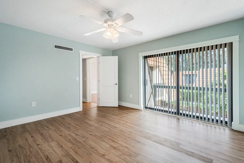 825 Center Street Jupiter FL 33458