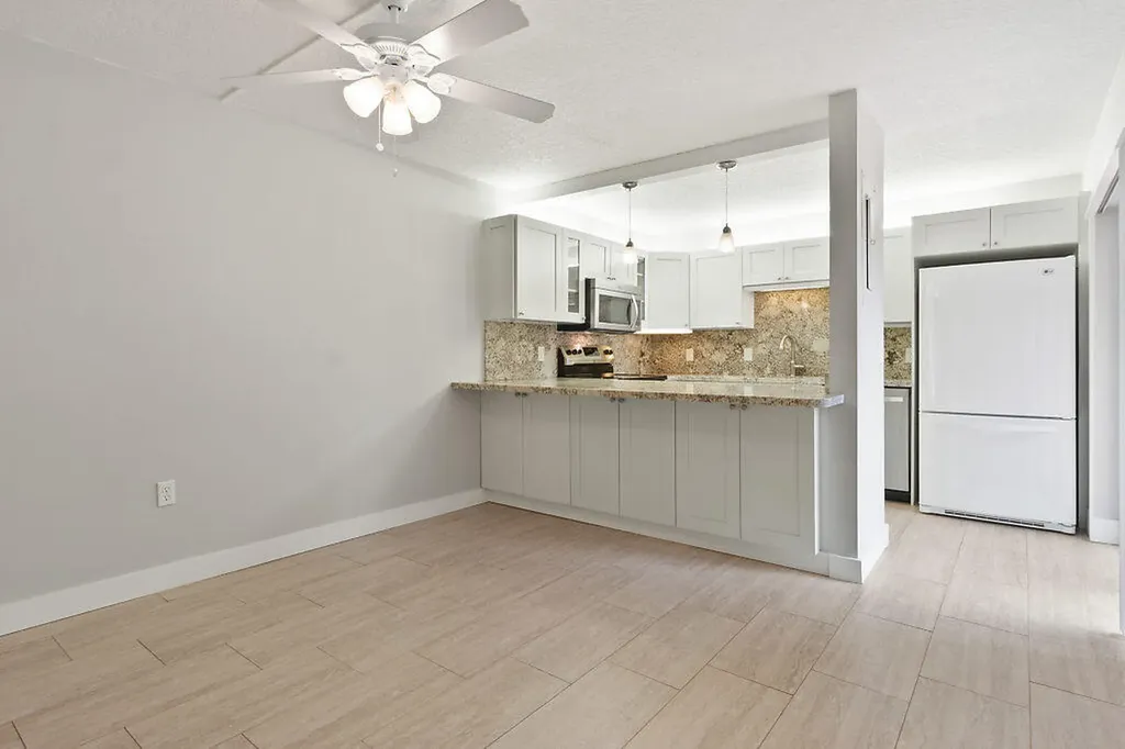 825 Center Street Jupiter FL 33458