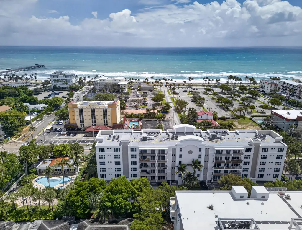 101 SE 20th Avenue Deerfield Beach FL 33441