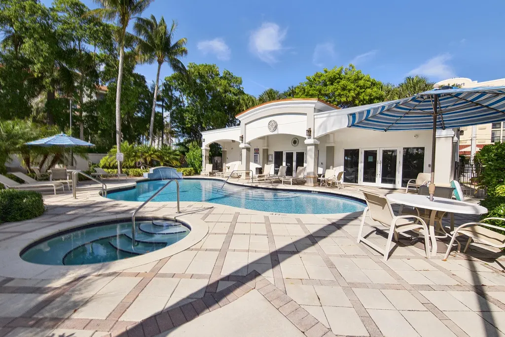 101 SE 20th Avenue Deerfield Beach FL 33441