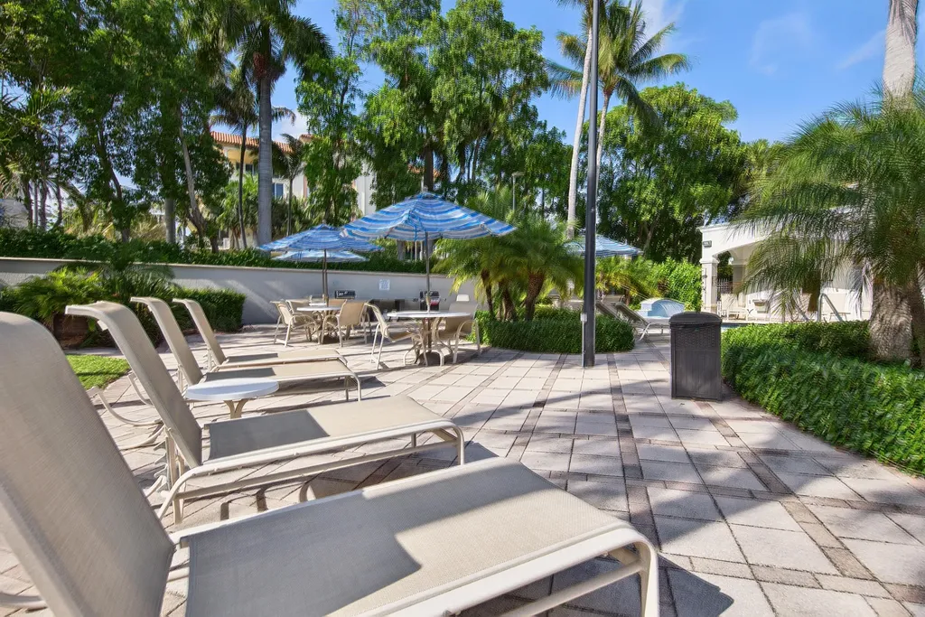101 SE 20th Avenue Deerfield Beach FL 33441