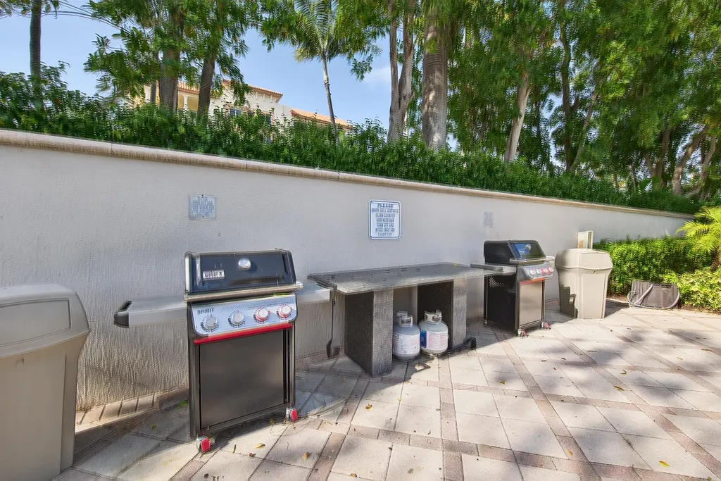 101 SE 20th Avenue Deerfield Beach FL 33441