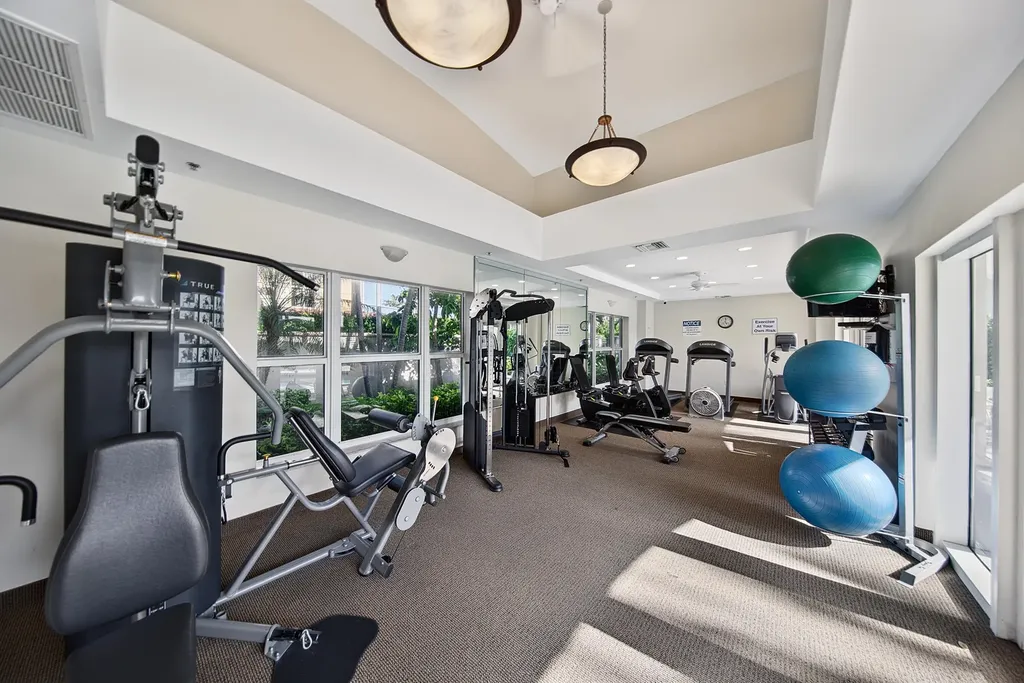 101 SE 20th Avenue Deerfield Beach FL 33441