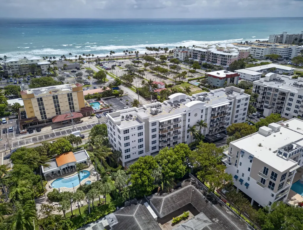 101 SE 20th Avenue Deerfield Beach FL 33441